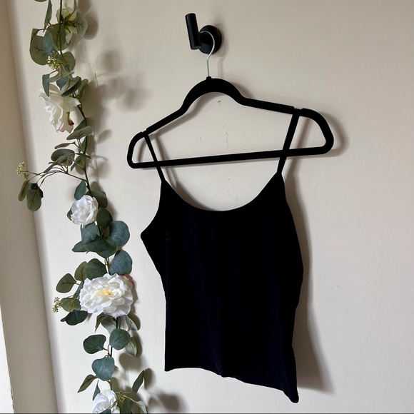 SHEIN Tank Top - Picture 2 of 8